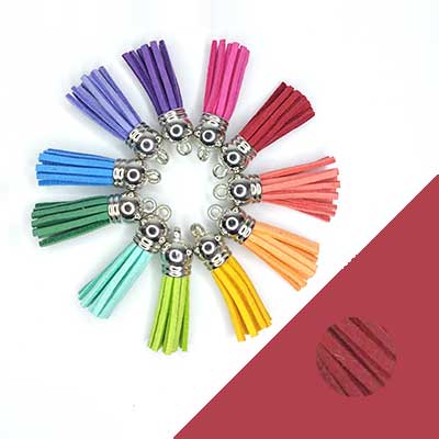 1x Mini kwastje donkerrood suedeleer 37mm